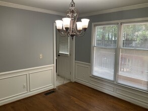 300 Brook Hollow Dr in Columbia, SC - Building Photo - Building Photo