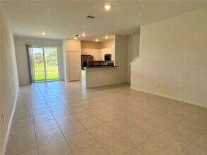 9333 Bonita Mar Dr in Parrish, FL - Building Photo - Building Photo
