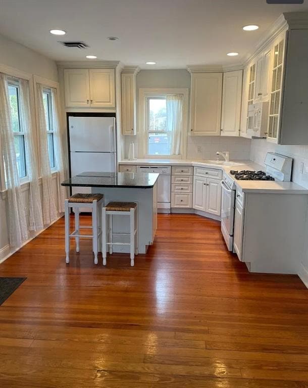 230 County Rd in Barrington, RI - Building Photo - Building Photo