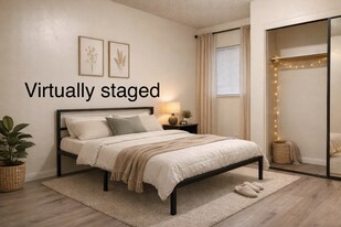 6802 Bonillo Dr in Las Vegas, NV - Building Photo