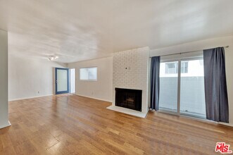 1524 Berkeley St-Unit -5 in Santa Monica, CA - Building Photo - Building Photo