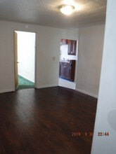 116 S G St, Unit D in Marion, IN - Building Photo - Building Photo