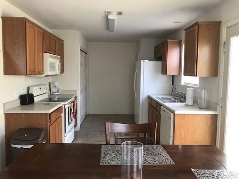 2204 Melissa Oaks Ln in Austin, TX - Building Photo - Building Photo