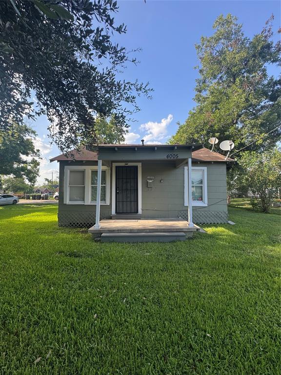 property at 4005 Reid St