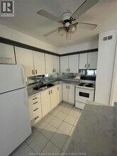 111 Riverside Dr E in Windsor, ON - Building Photo - Building Photo