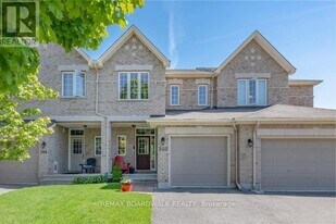 302 Grey Seal Cir in Ottawa, ON - Building Photo