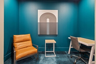 596 W 9th St in Dallas, TX - Building Photo - Building Photo