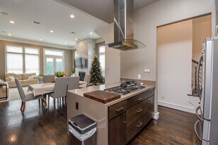 1211 Rosine St in Houston, TX - Building Photo