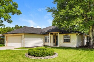 2520 Ambrosia Dr in Middleburg, FL - Building Photo - Building Photo