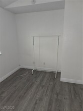 9104 Quiet Cove Way in Las Vegas, NV - Foto de edificio - Building Photo