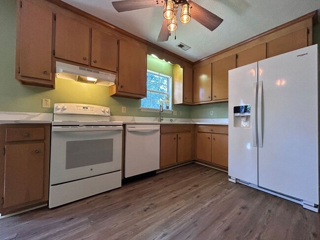 105 Pescara Ln in Newport News, VA - Building Photo - Building Photo