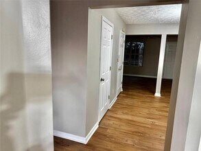 3164 Kingswood Glen in Decatur, GA - Building Photo - Building Photo