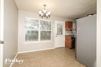 1442 Natural Pine Trail in Conroe, TX - Foto de edificio - Building Photo