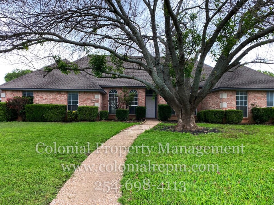 1908 Wolverine Trail in Harker Heights, TX - Foto de edificio