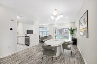 133 Abbie Ct in Guttenberg, NJ - Building Photo