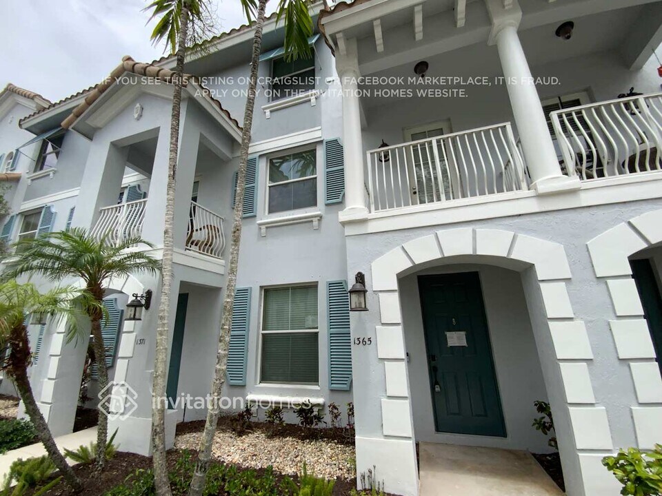1365 Piazza Pitti in Boynton Beach, FL - Building Photo