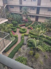 10625 SW 112th Ave in Miami, FL - Building Photo - Building Photo