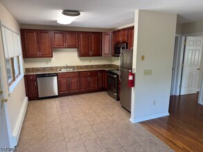 172 Landing Rd in Roxbury Township, NJ - Building Photo - Building Photo