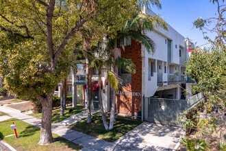 317 W Acacia Ave in Glendale, CA - Building Photo - Building Photo