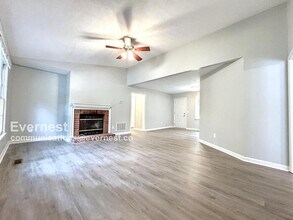 198 Poplar Point Dr in Carrollton, GA - Building Photo - Building Photo