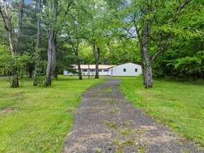 10814 Campground Rd in Rome, NY - Building Photo - Building Photo