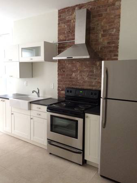 183 4th St, Unit 3rd Floor in Troy, NY - Foto de edificio - Building Photo