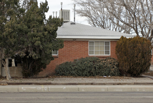 1029 Louisiana Blvd SE in Albuquerque, NM - Building Photo - Building Photo