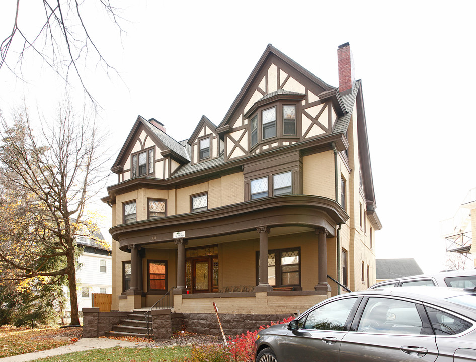 808 Tappan St in Ann Arbor, MI - Foto de edificio