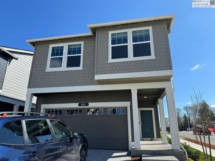 1701 Moran Ave in Snohomish, WA - Foto de edificio