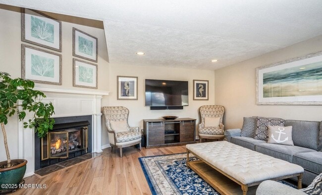 3 Oxford Ln in Middletown, NJ - Building Photo - Building Photo