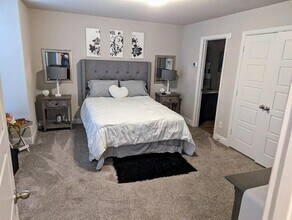 1924 Bel Air Dr in Arlington, TX - Building Photo - Building Photo