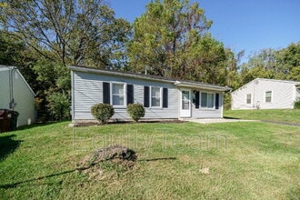 9751 Marino Dr in Cincinnati, OH - Building Photo - Building Photo