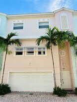 451 NE 1st St in Pompano Beach, FL - Building Photo