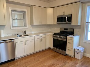 23 Williams St in Waltham, MA - Building Photo - Building Photo