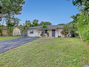 9596 Richmond Cir in Boca Raton, FL - Building Photo - Building Photo