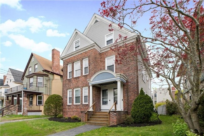 167 Irving Ave in Providence, RI - Building Photo - Building Photo