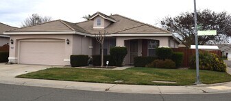 5105 Falabella Way in Elk Grove, CA - Building Photo