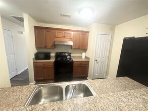 815 Fescue Ct in Charlotte, NC - Building Photo - Building Photo