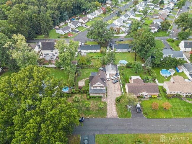 1237 S 10th St in South Plainfield, NJ - Building Photo - Building Photo