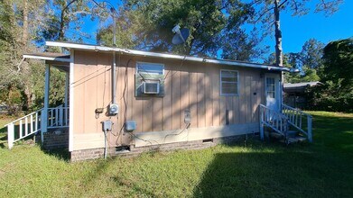 126 Lewis St in Walterboro, SC - Building Photo - Building Photo