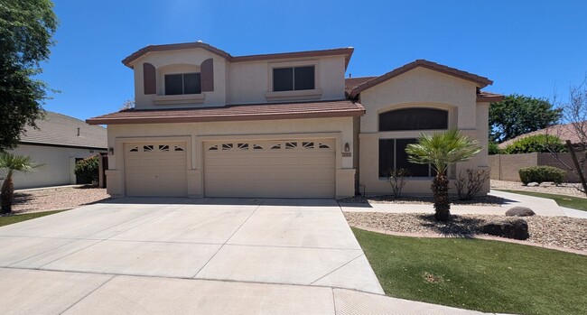 property at 757 E Coconino Dr