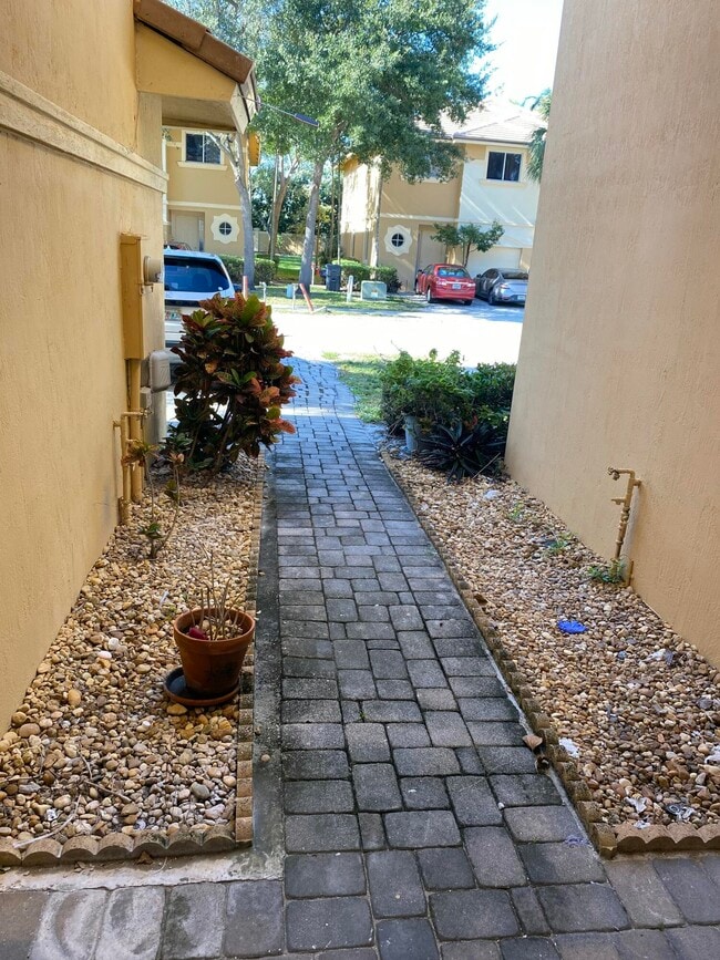 4366 Berkshire Wharf Dr in Lake Worth Beach, FL - Building Photo - Building Photo