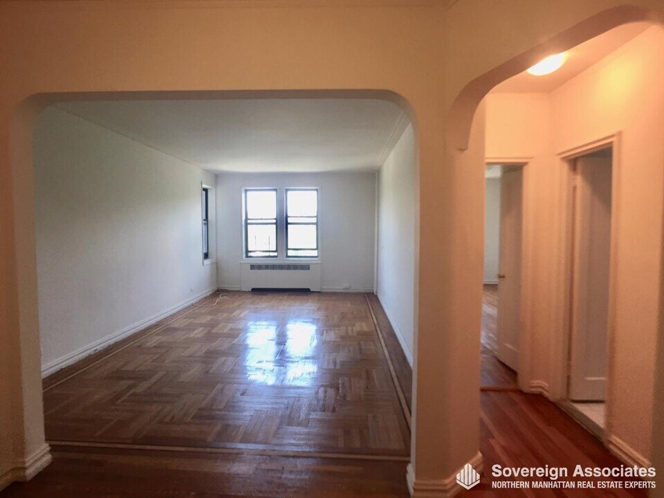 600 W 218th St-Unit -6F in New York, NY - Building Photo