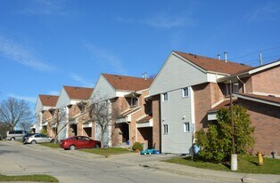 Millwood Brownstones in Kitchener, ON - Building Photo