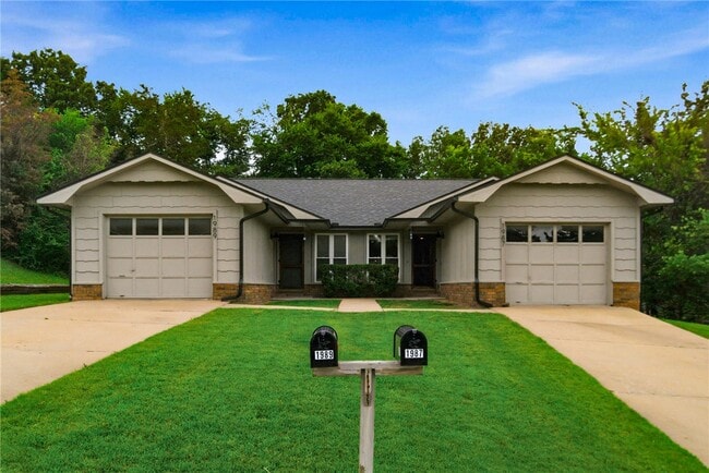 property at 1987 Wilkins Pl