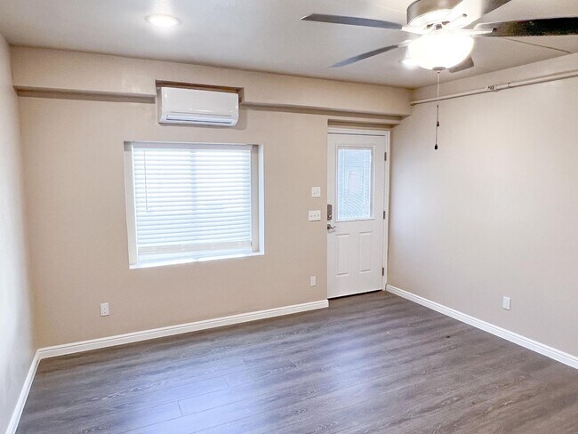 1060 N Louis St in Hildale, UT - Building Photo - Building Photo