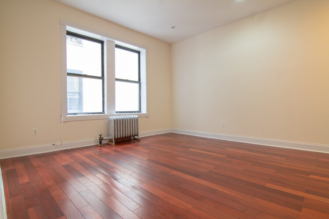 289 Convent Ave in New York, NY - Building Photo