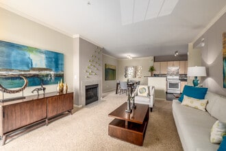 803 Corday at Naperville in Naperville, IL - Building Photo - Interior Photo