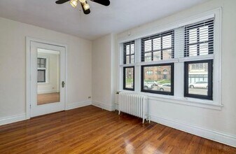 5616 Pershing Ave in St. Louis, MO - Building Photo - Building Photo