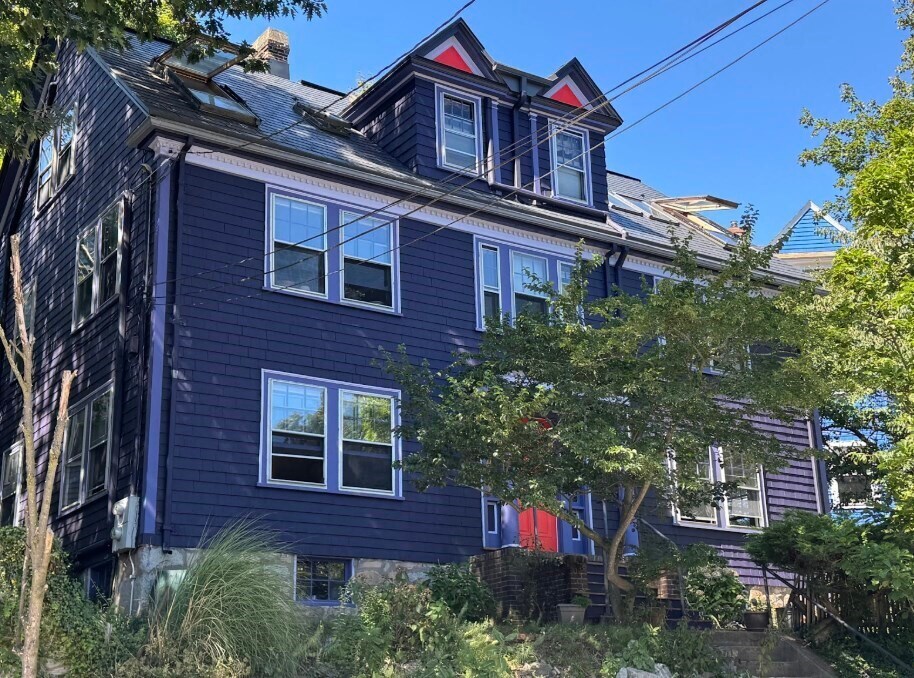 24 Hampstead Rd, Unit 1 in Boston, MA - Building Photo